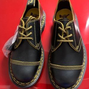 Shoe men Dr Martens
